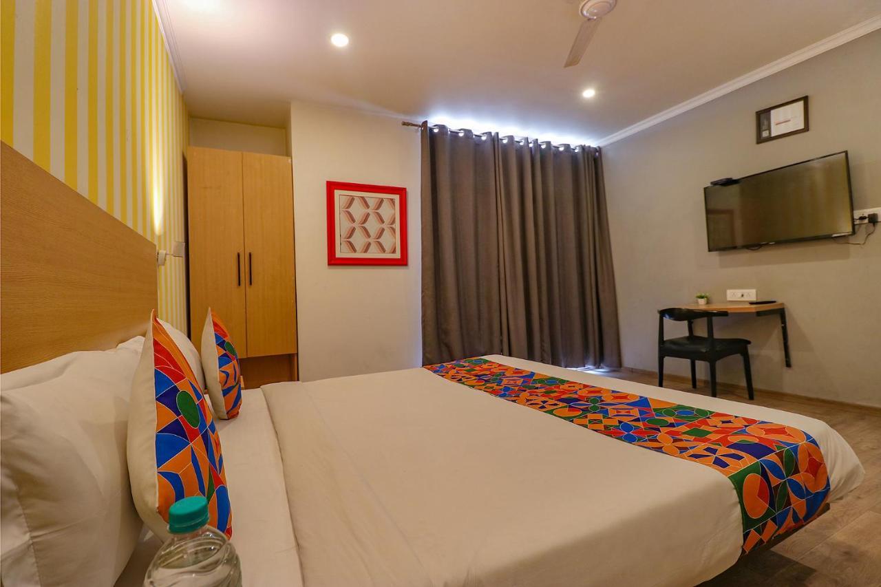 Fabhotel Chattarpur Enclave Нью-Дели Экстерьер фото
